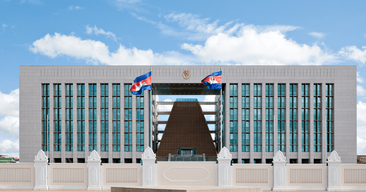 カンボジア首相の独立外交「平和と主権のための新戦略」